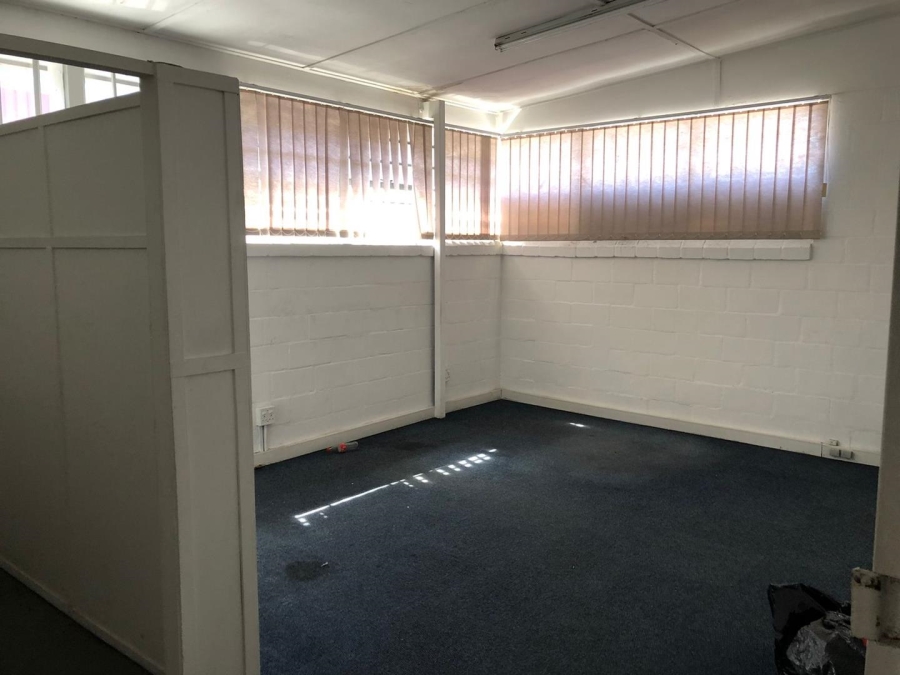 To Let Commercial Property for Rent in Retreat Western Cape